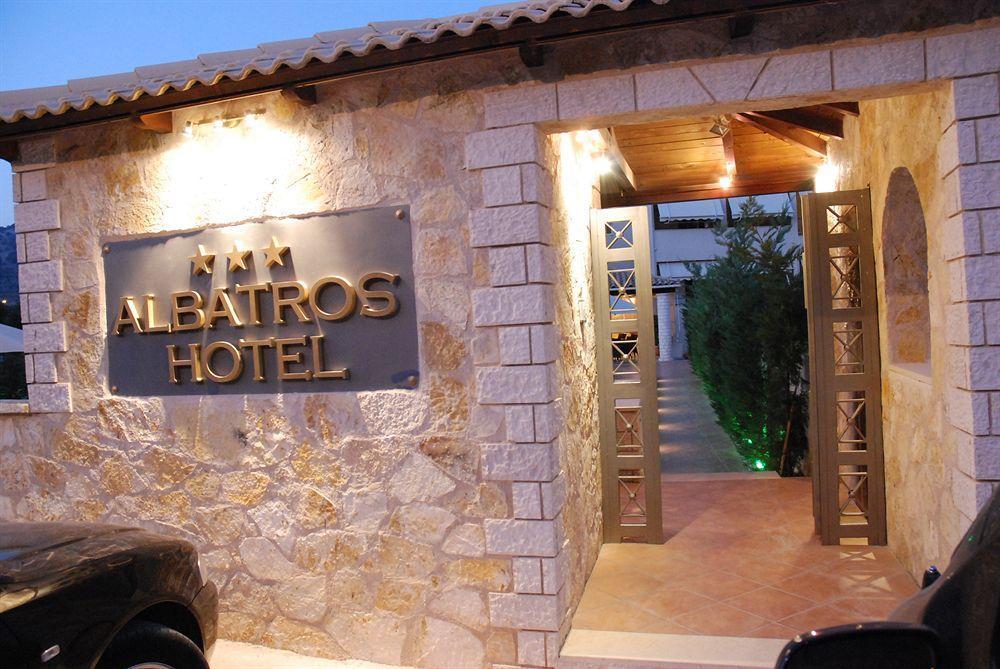 Albatros Hotel Sívota 외부 사진
